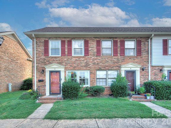 3rd image of 6242 Old Pineville Rd APT A