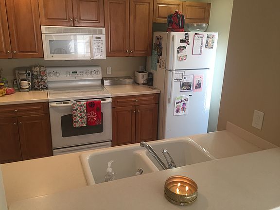 2nd image of 9400 Ivy Brook Run APT 102