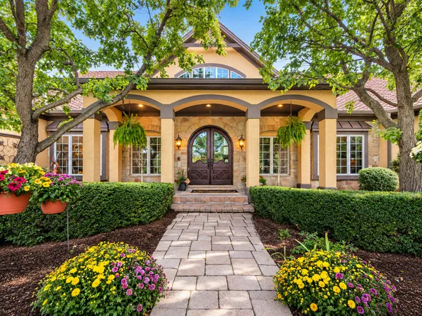 5 Autumn Trl, Barrington, IL 60010