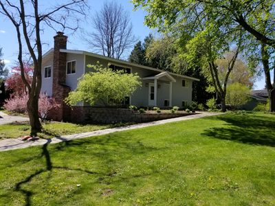 W395N5880 Almar Dr, Oconomowoc, WI, 53066