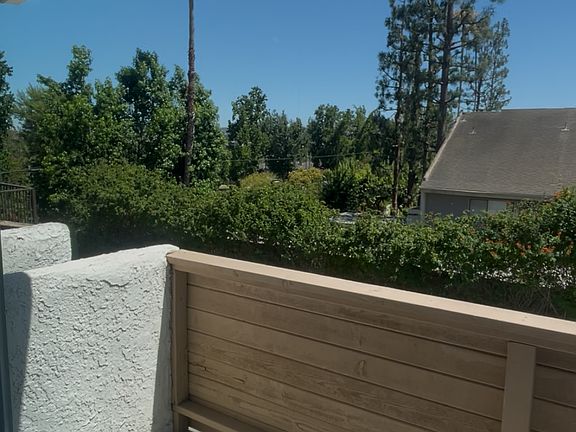 2nd image of 4934-1 Coldwater Canyon Ave #212