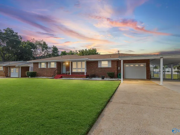 3811 Saturn Dr SW, Huntsville, AL 35805