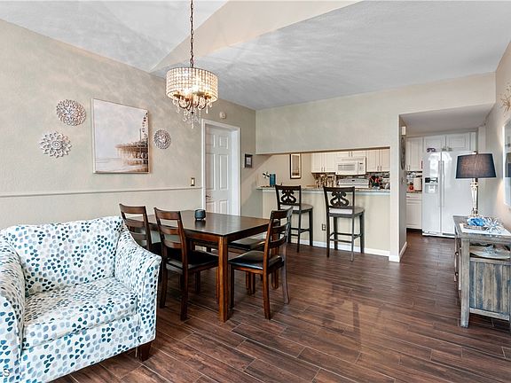 4th image of 4131 Gunnison Ct Unit 1021