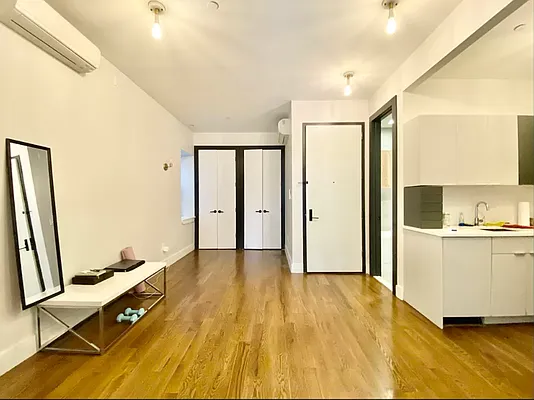 Rented by Doorway NYC, LLC | media 21