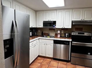 8307 SW 142nd Ave APT E311, Miami, FL 33183