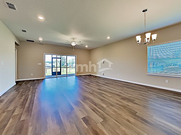 5th image of 267 Edge Park Trl