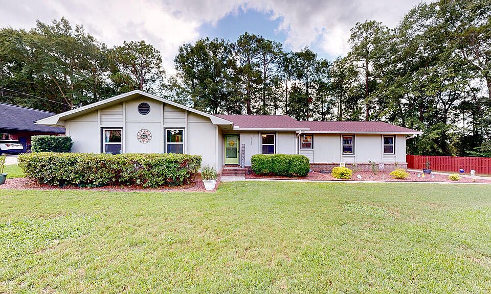 1st image of 2111 Granada Dr