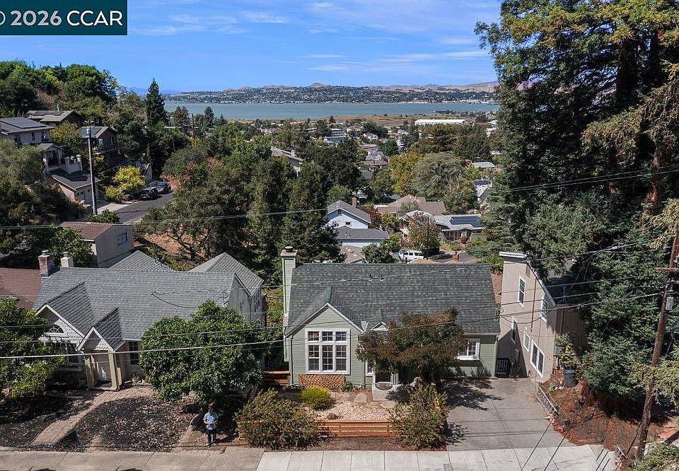 1st image of 1160 Arlington Way