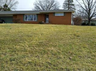 3066 Venture Ln, Zanesville, OH 43701