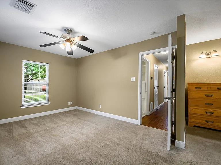 127 Marlin Ave — Photo 16