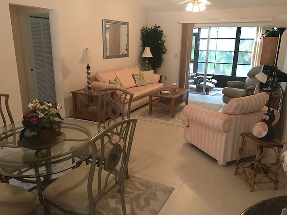 Great room / dining area