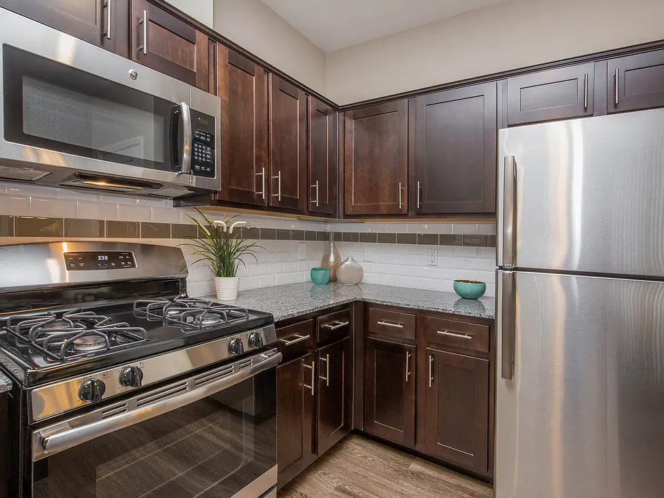 Townhouse (Phase II) 1489 SQFT 2 Bed 2 Bath