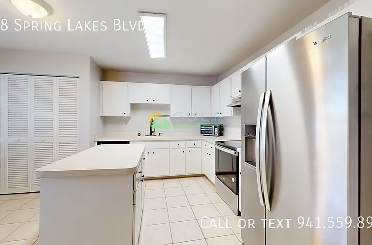 418 Spring Lakes Blvd — Photo 14