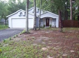 25851 Oakridge Ave, Mount Plymouth, FL 32776