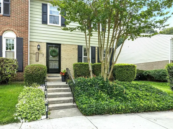 5845 Banning Pl, Burke, VA 22015