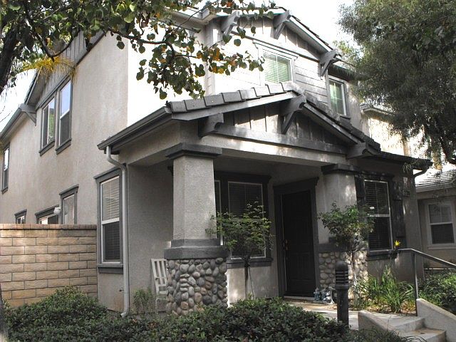 1st image of 27396 Dearborn Dr