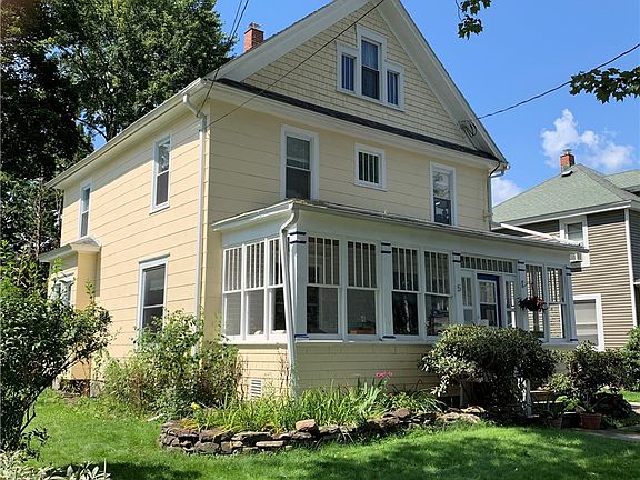 3rd image of 5 Morgan Ave