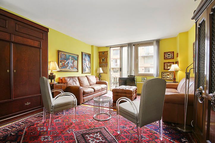 1st image of 393 W 49th St #3OO/PP