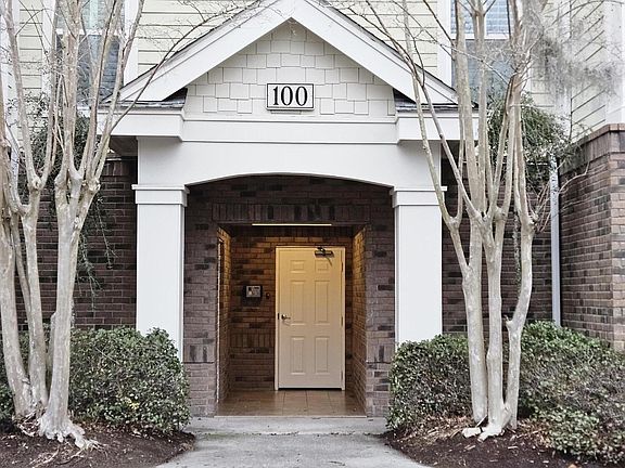 5th image of 2244 Ashley Crossing Dr Unit 112