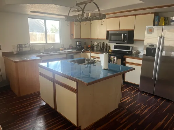 7094 W Jupiter Dr, Golden Valley, AZ 86413