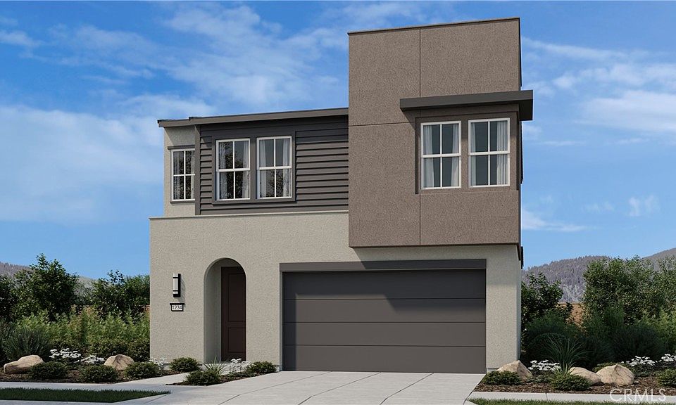 1st image of 1001 E Overlook Dr