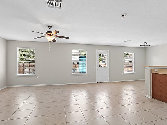 4th image of 3512 Sand Dunes Ave