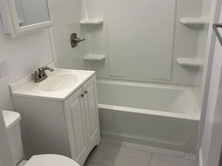 1623 Quarrier St #C — Photo 17