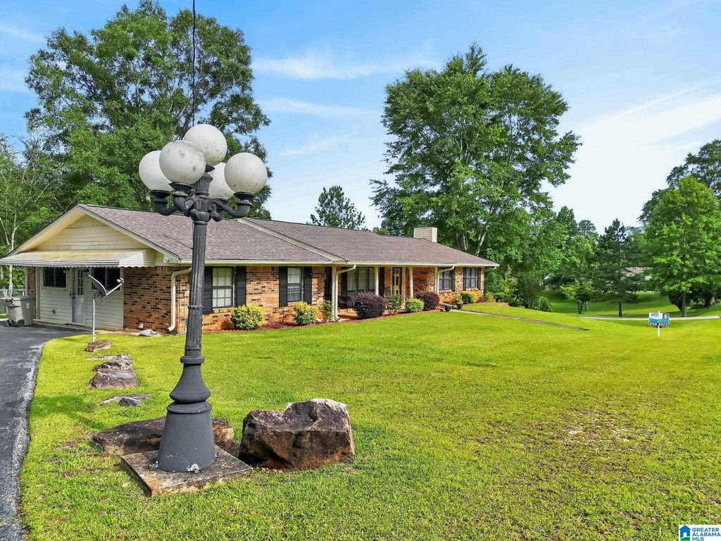 63 Mississippi Ave, Thorsby, AL - View 2