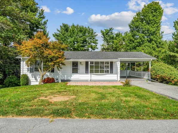 809 E D St, Brunswick, MD 21716