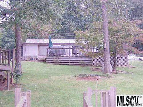 1st image of 4104 Wilkerson Dr