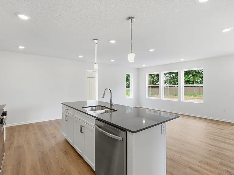 8724 SW Edgewater Dr — Photo 11