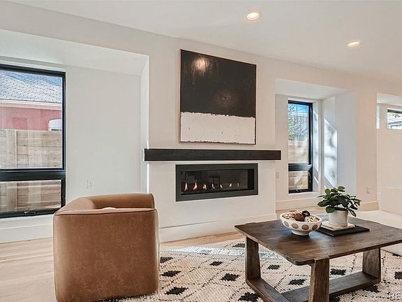 4th image of 2637 W 23rd Avenue