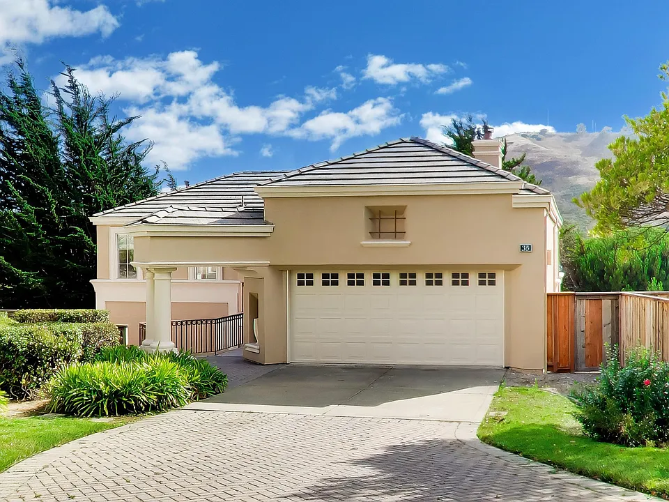 35 Baypark Cir