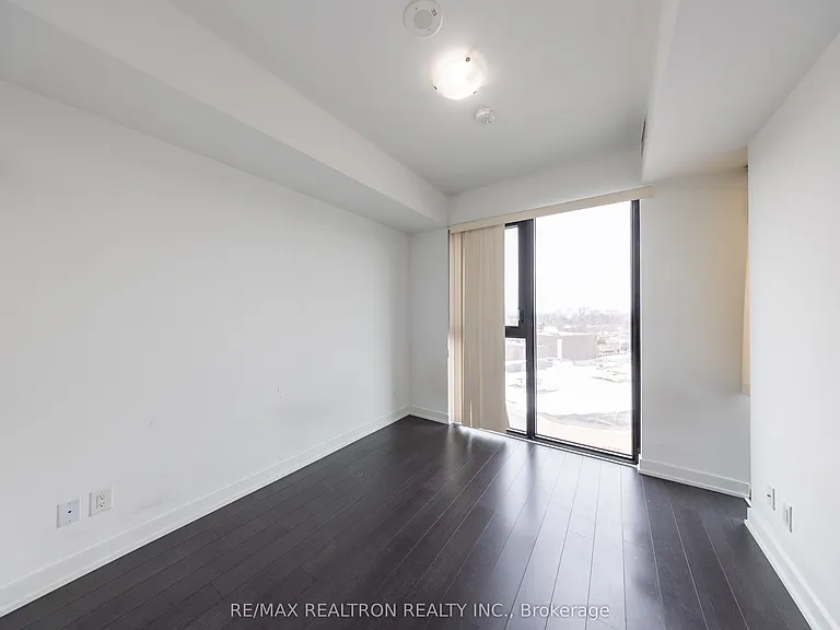 2799 Kingston Rd #910 — Photo 8