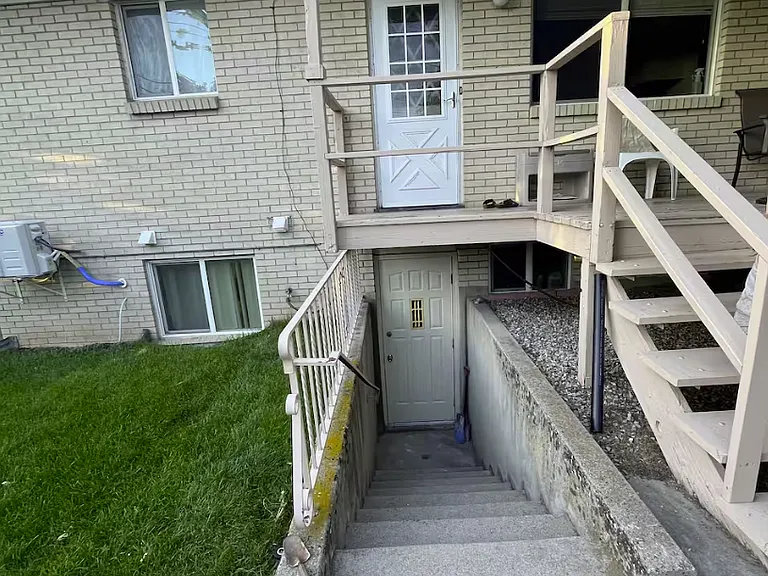 2062 E Susan Way — Photo 12