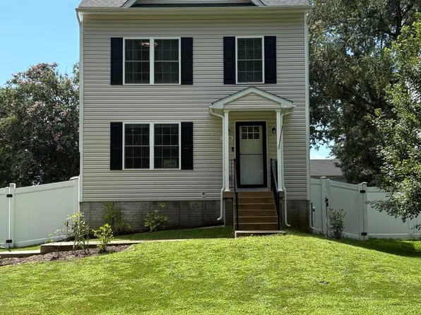 556 Sunset Knoll Rd, Pasadena, MD 21122