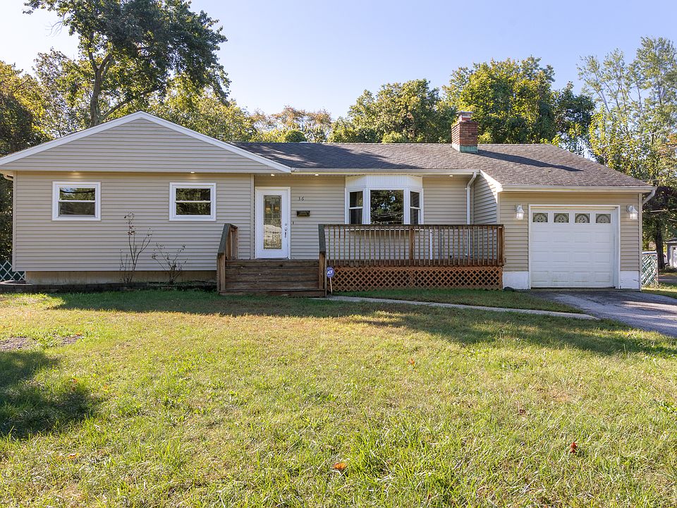 1st image of 36 Moffitt Blvd