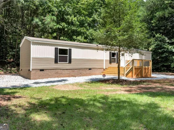 110 Oakwood Rd, Lavonia, GA 30553