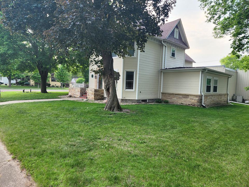 302 E Ciro St, Truman, MN 56088 Zillow