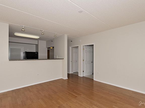 5th image of 440 W Mahogany Ct Unit 306