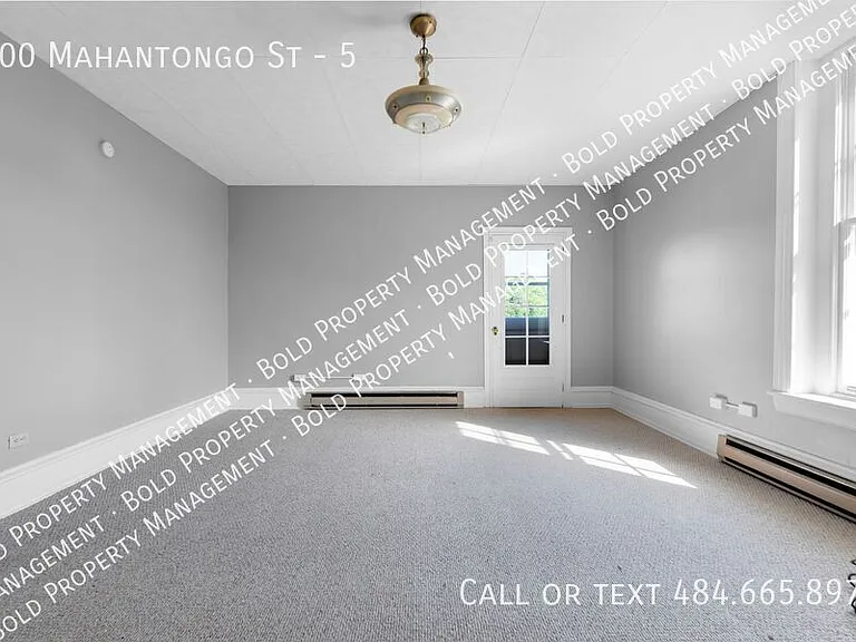 900 Mahantongo St #5 — Photo 5