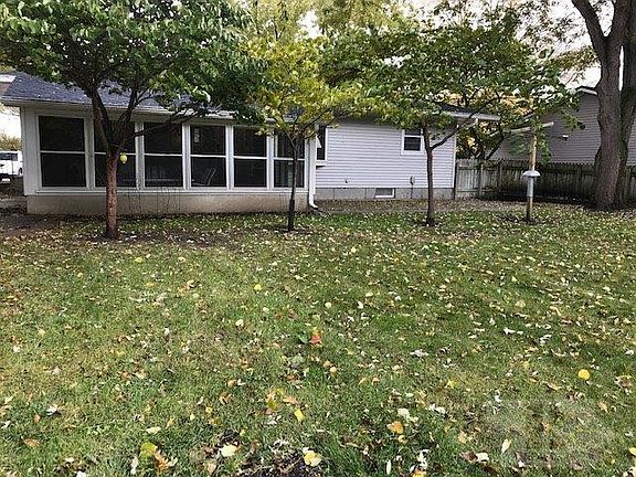2nd image of 712 Taft St S
