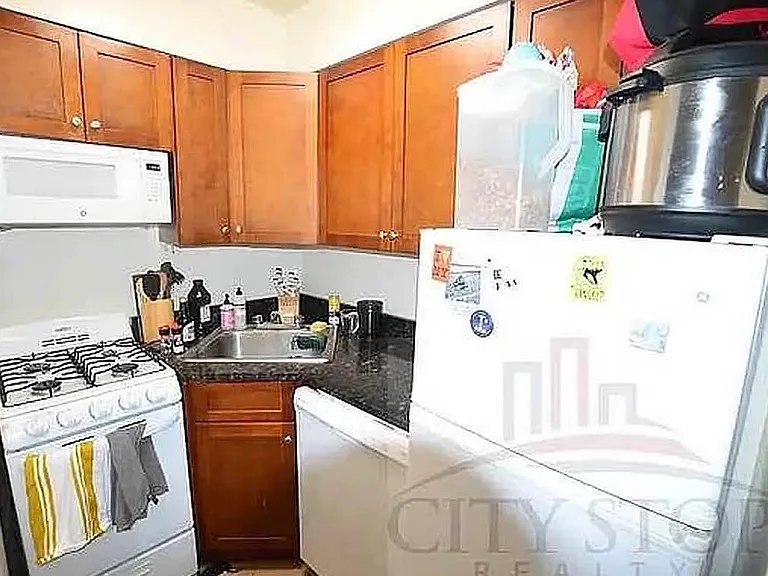 308 W 73rd St #1B — Photo 7