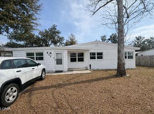 617 N 9th Plz, Panama City, FL 32404