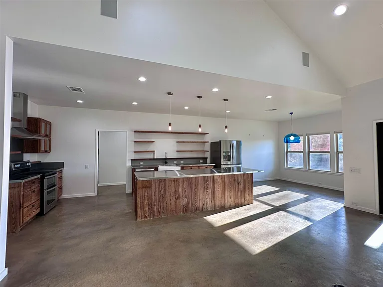 137 Mulberry Ln — Photo 12