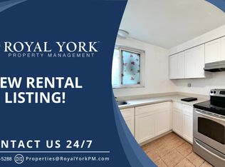 2476 Rivard Ave #8, Windsor, ON N8T 2H2