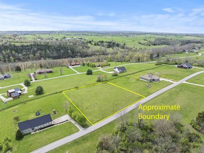 165 Meadow Lake Dr, Lancaster, KY, 40444