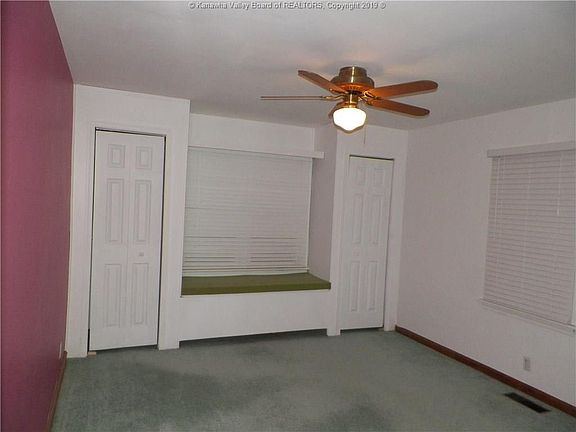 3rd image of 3416 Lee Ave