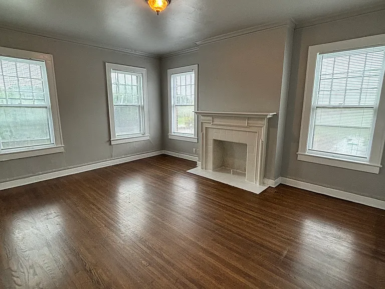 244 W 13th St #3 — Photo 2
