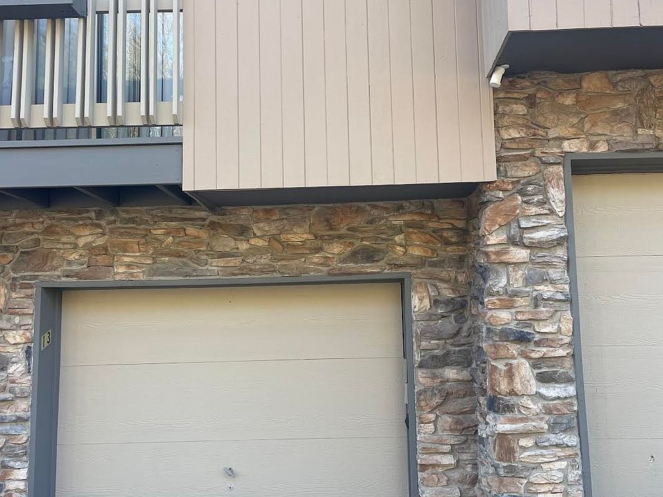 1st image of 13 Perkins Dr #13